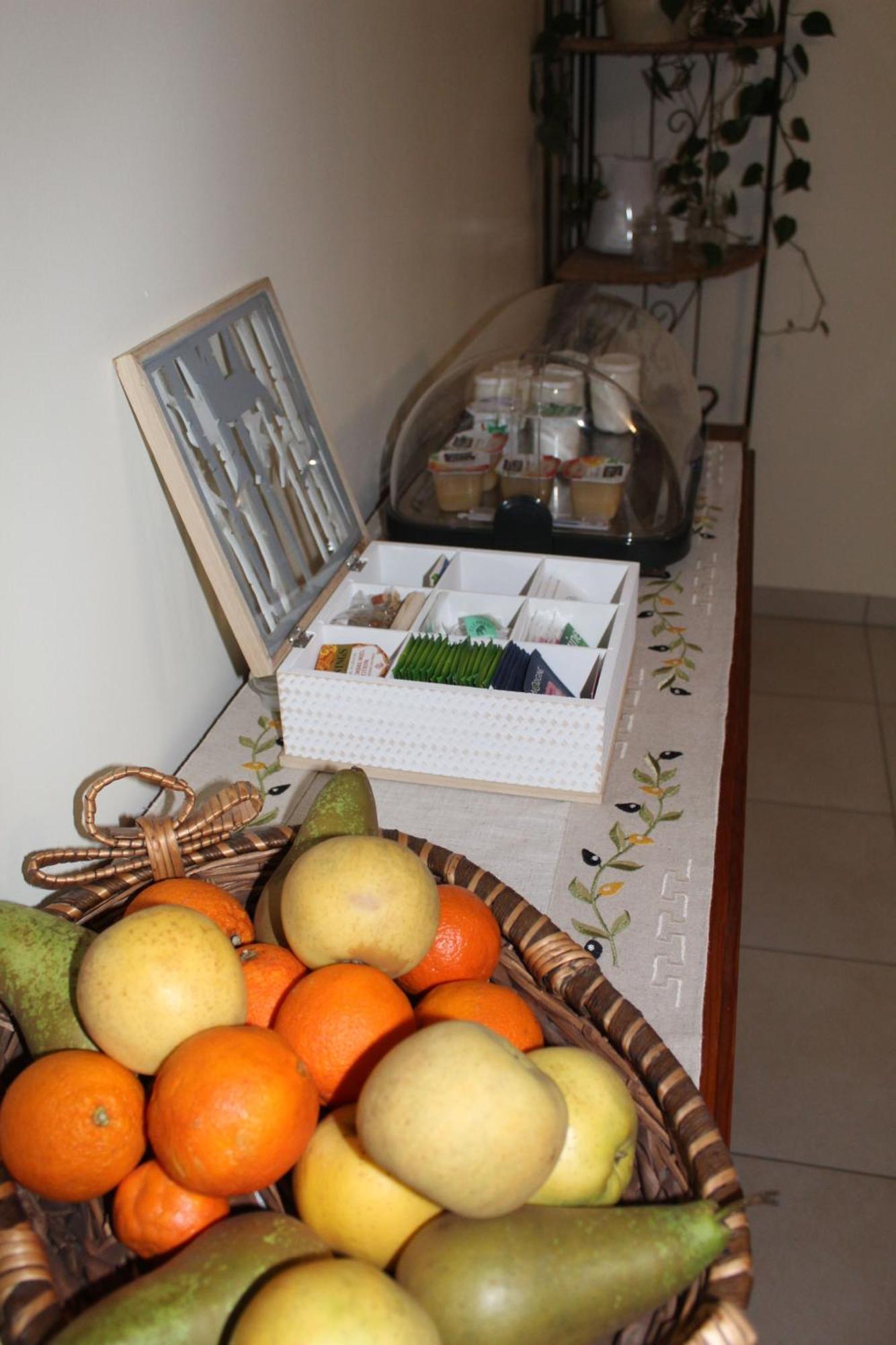 La Douce Charentaise Bed & Breakfast Mérignac Exterior photo
