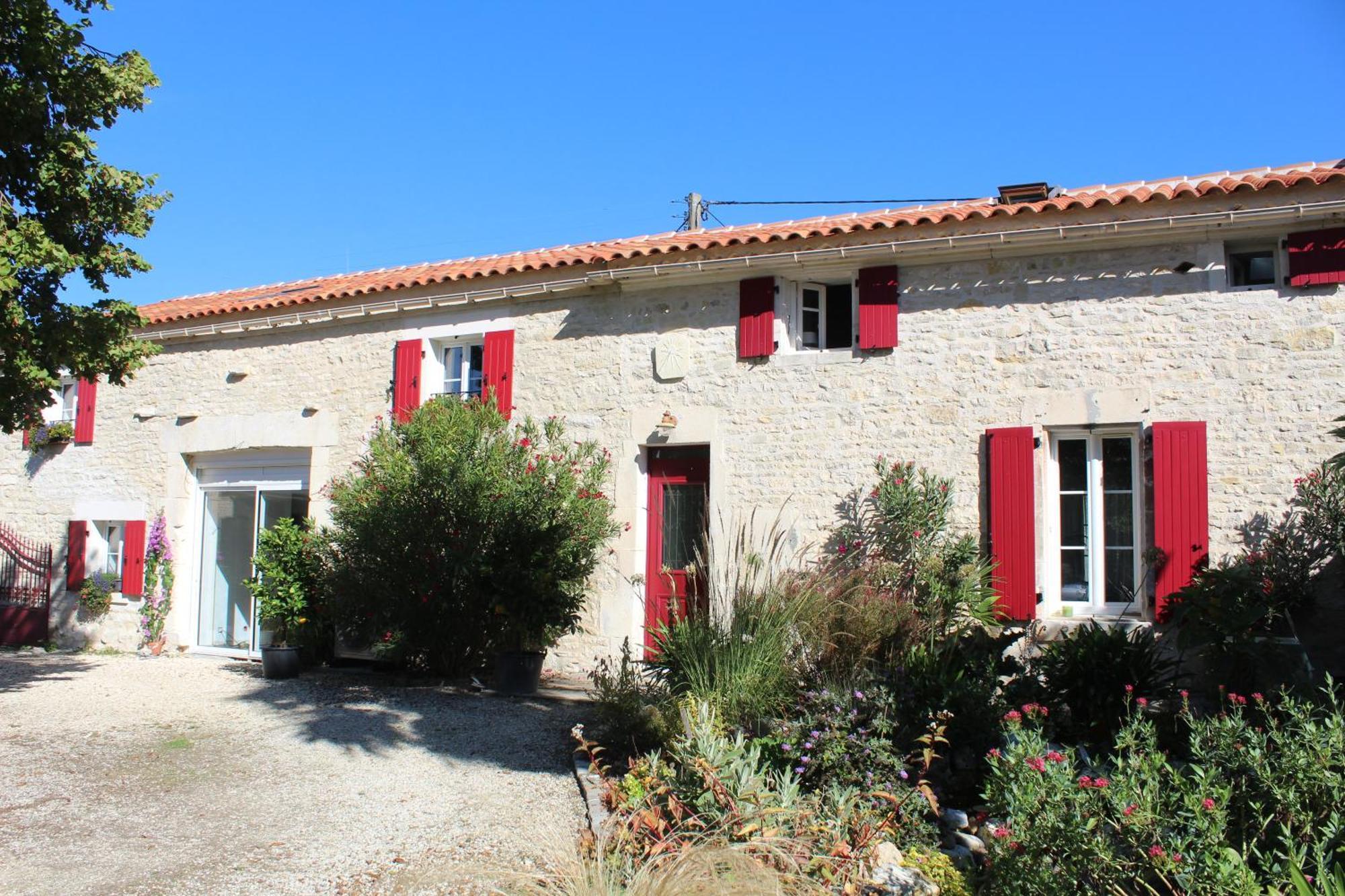 La Douce Charentaise Bed & Breakfast Mérignac Exterior photo